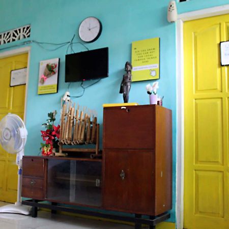 Rumah Teman Backpacker Семаранг Экстерьер фото