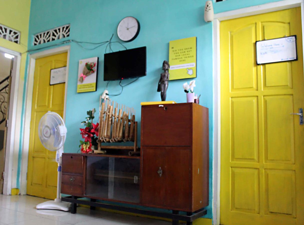 Rumah Teman Backpacker Семаранг Экстерьер фото