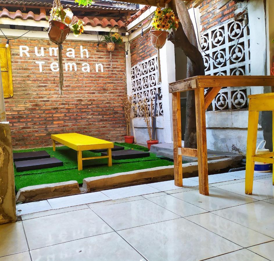 Rumah Teman Backpacker Семаранг Экстерьер фото